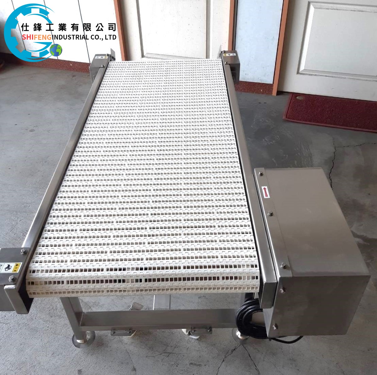 不銹鋼塑網帶平面輸送機