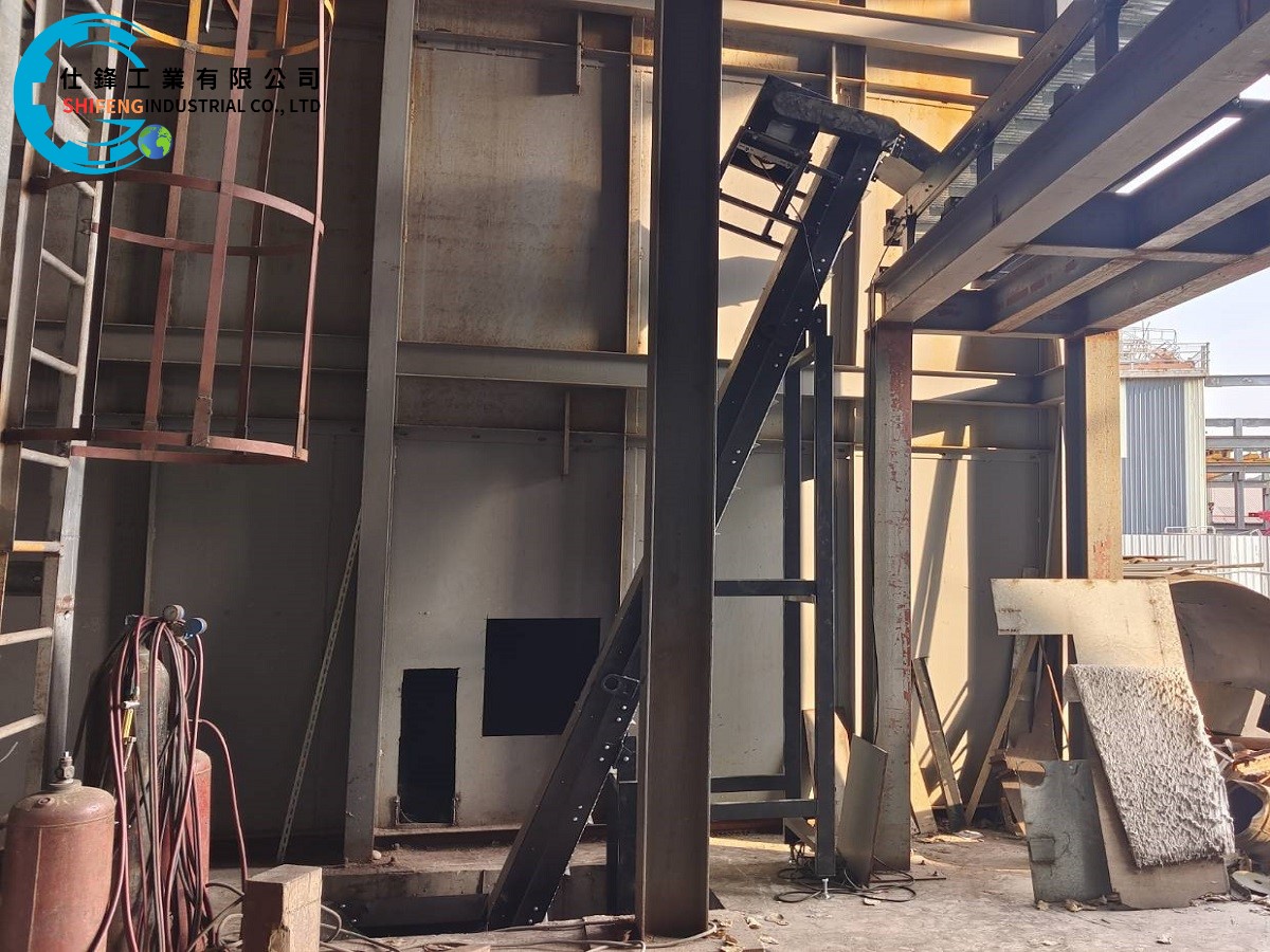 整廠鏈鈑鐵帶爬升輸送機