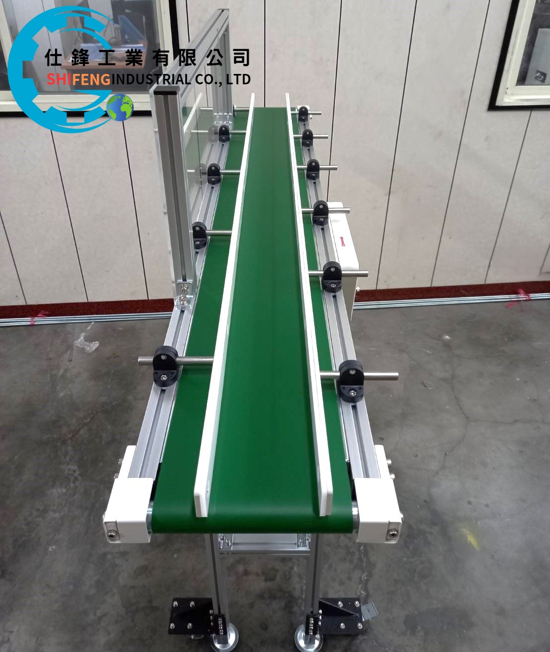 鋁擠型皮帶中傳式輸送機