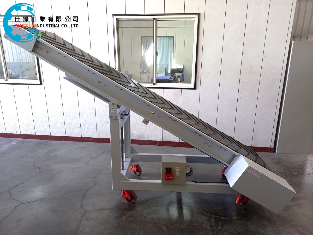 鋼鈑烤漆橡膠人字帶爬升輸送機