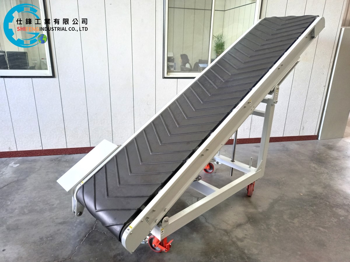 鋼鈑烤漆橡膠人字帶爬升輸送機
