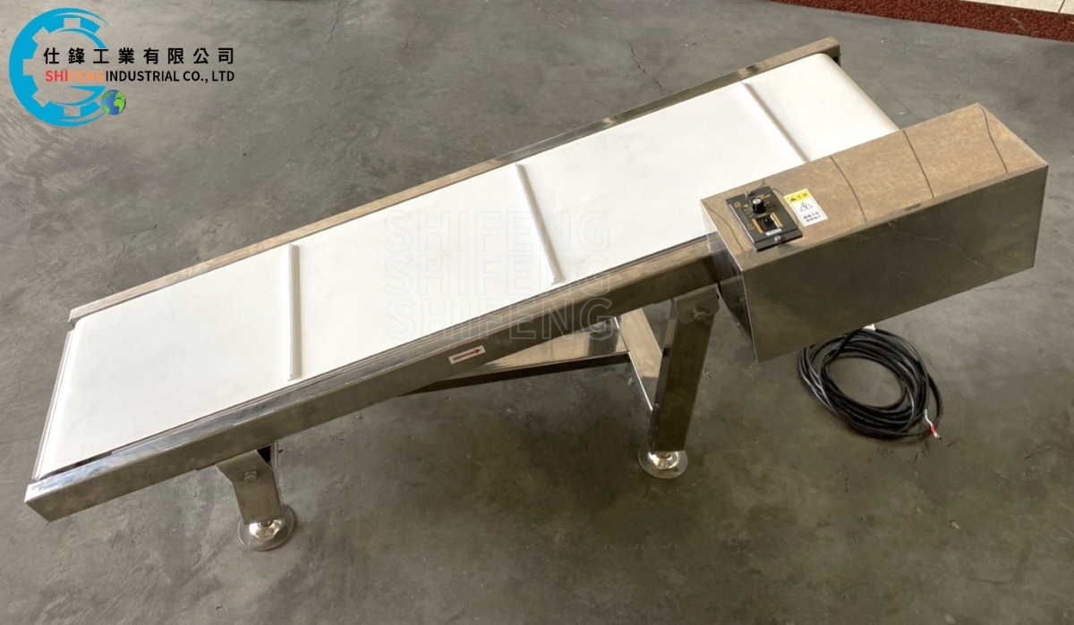 不銹鋼皮帶式爬升輸送機