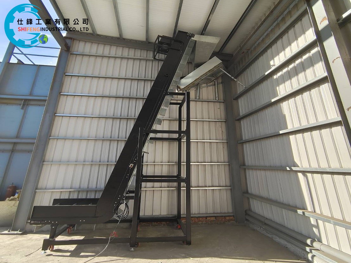 鏈鈑鐵帶L型爬升輸送機