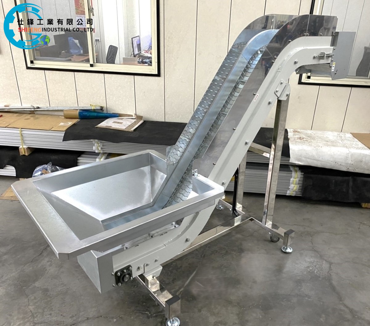 鏈鈑鐵帶Z型爬升輸送機