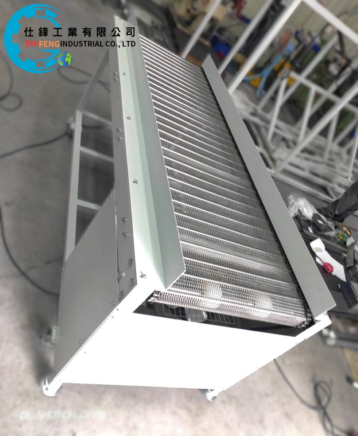 鋼板烤漆鏈條網帶式輸送機