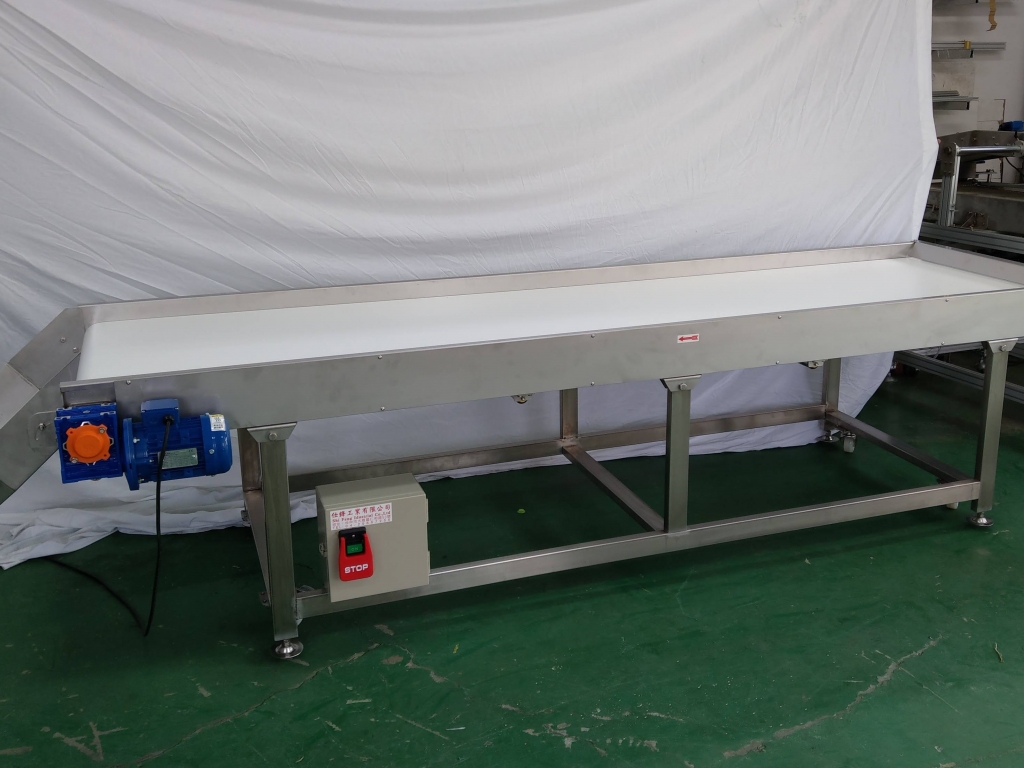 不鏽鋼皮帶式平面輸送機&客戶案例一