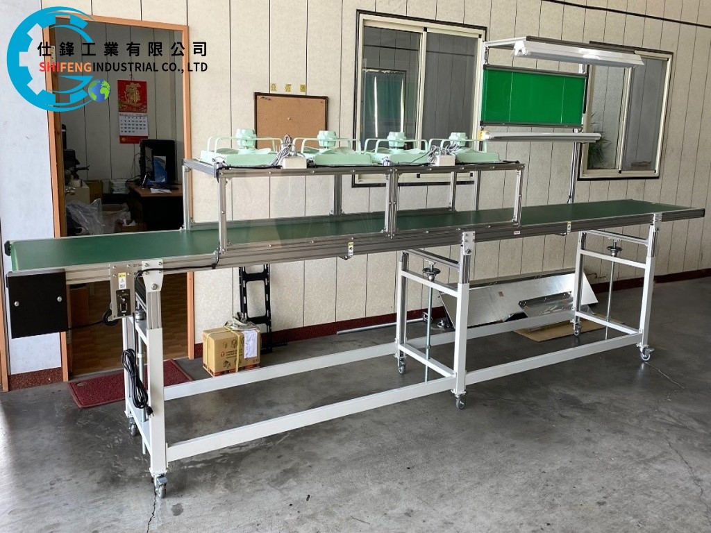 鋁擠型皮帶式H雙腳升降輸送機&客戶案例四