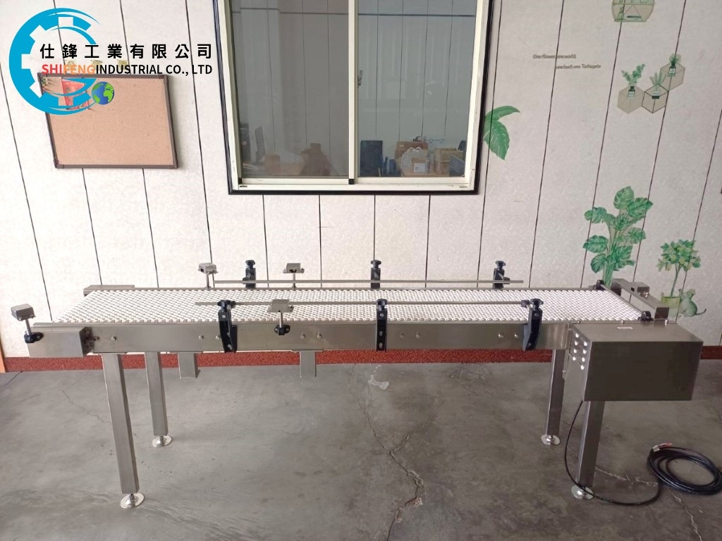 不銹鋼塑網帶式輸送機&客戶案例七